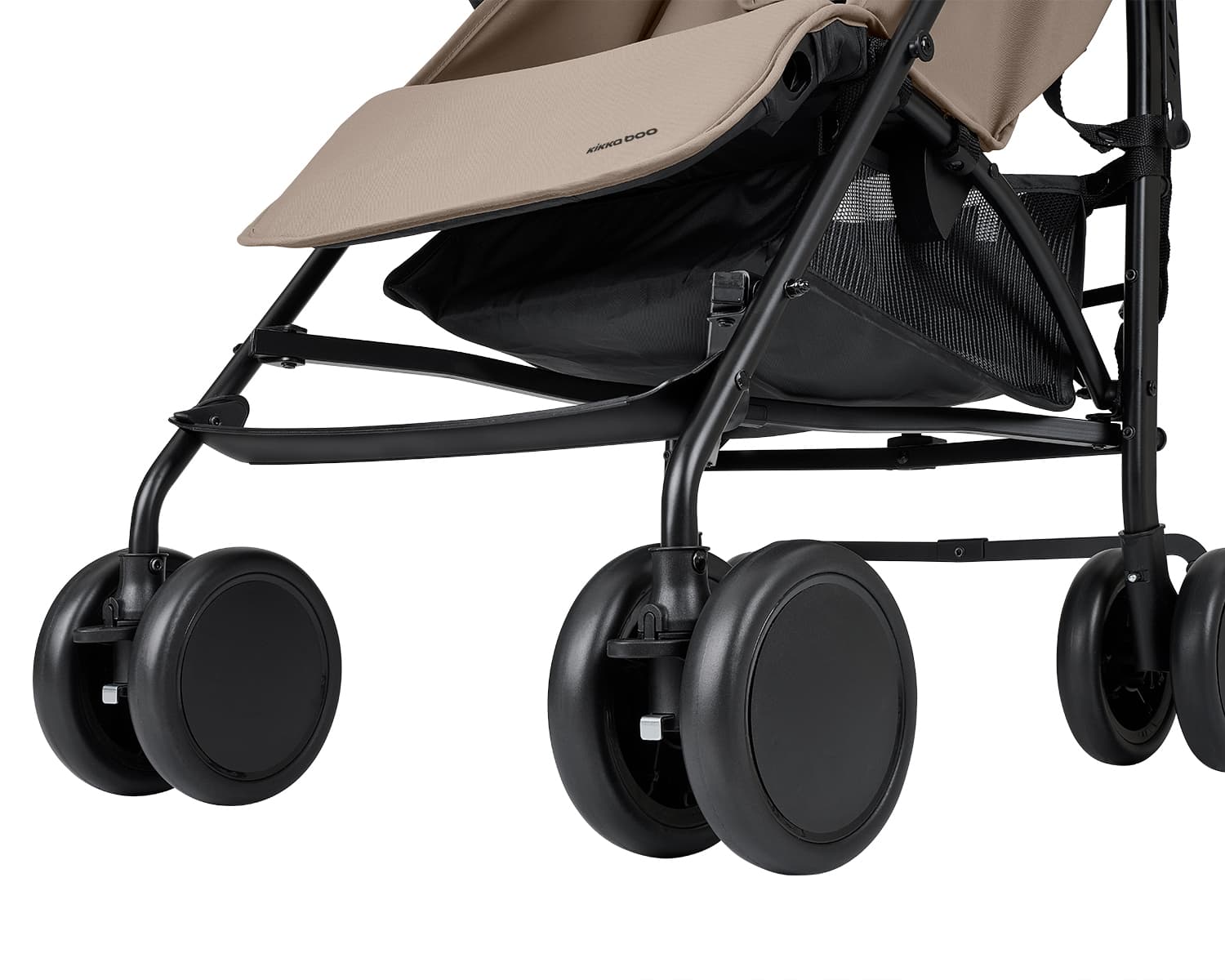 תקריב על שלדת טיולון Beetle 2 בז׳ כהה, הגלגלים הכפולים וסל האחסון