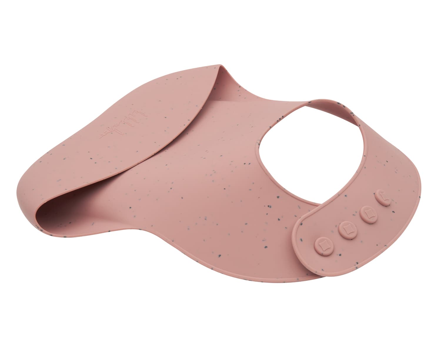סינר סיליקון גמיש בצבע Blush, מונח בזווית המציגה את כפתורי ההתאמה ברצועת הצוואר.