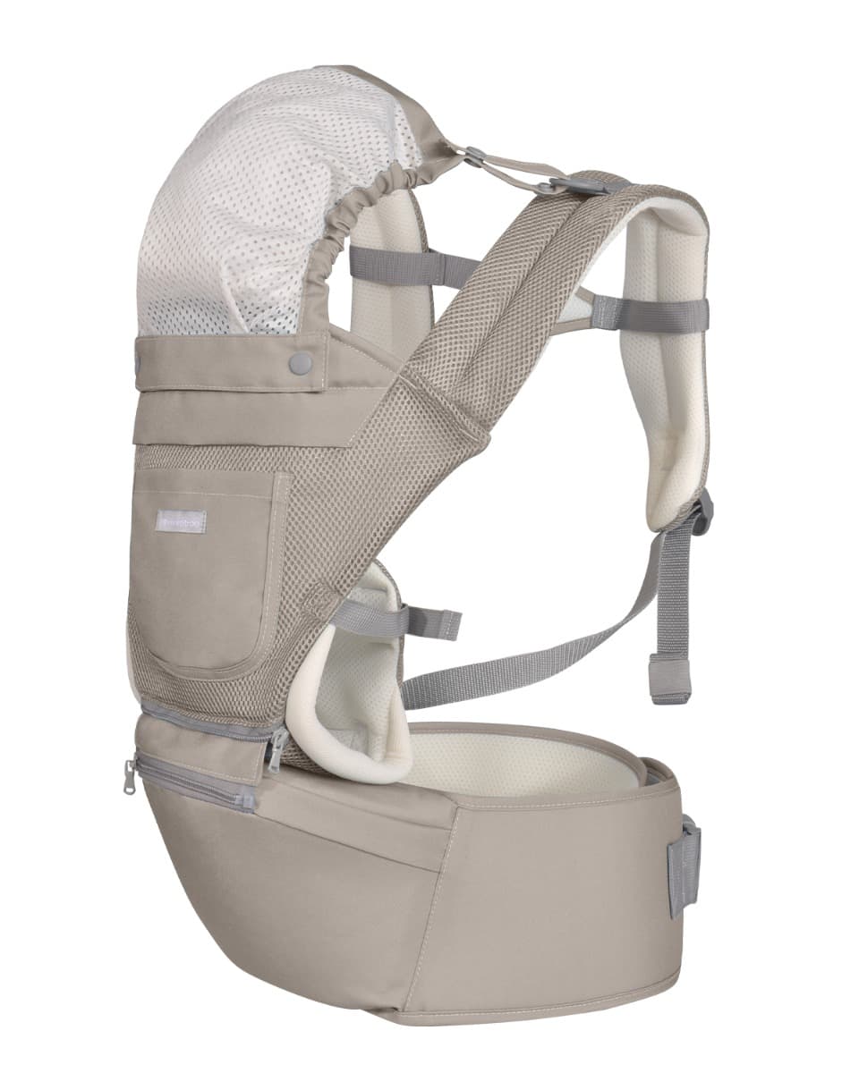 מנשא לתינוק Chloe 3 in 1 בצבע בז, מראה צד עם קפוצ'ון רשת פתוח ומושב ירך.